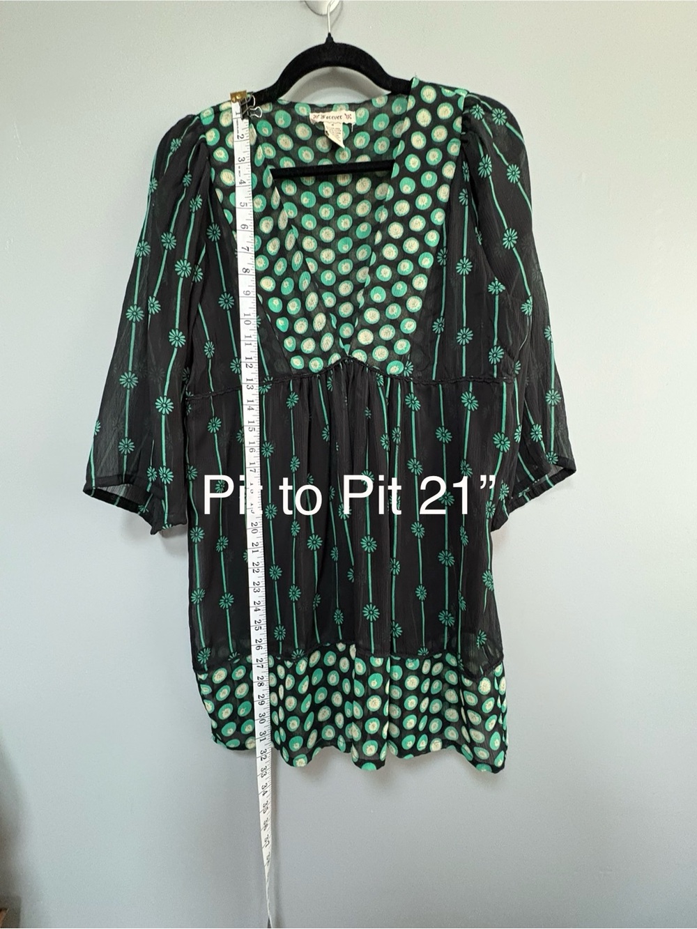 Forever 21 Black & Green Boho Patterned V-Neck Elbow Length Sleeve Blouse Size M - Picture 6 of 6